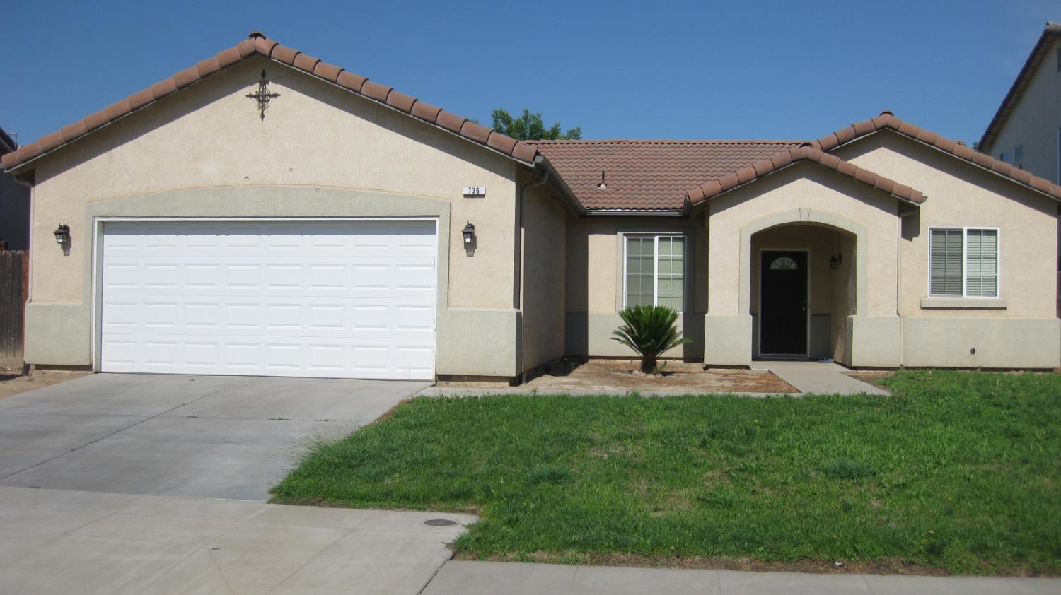 736 Carey Ave, Fowler, CA 93625