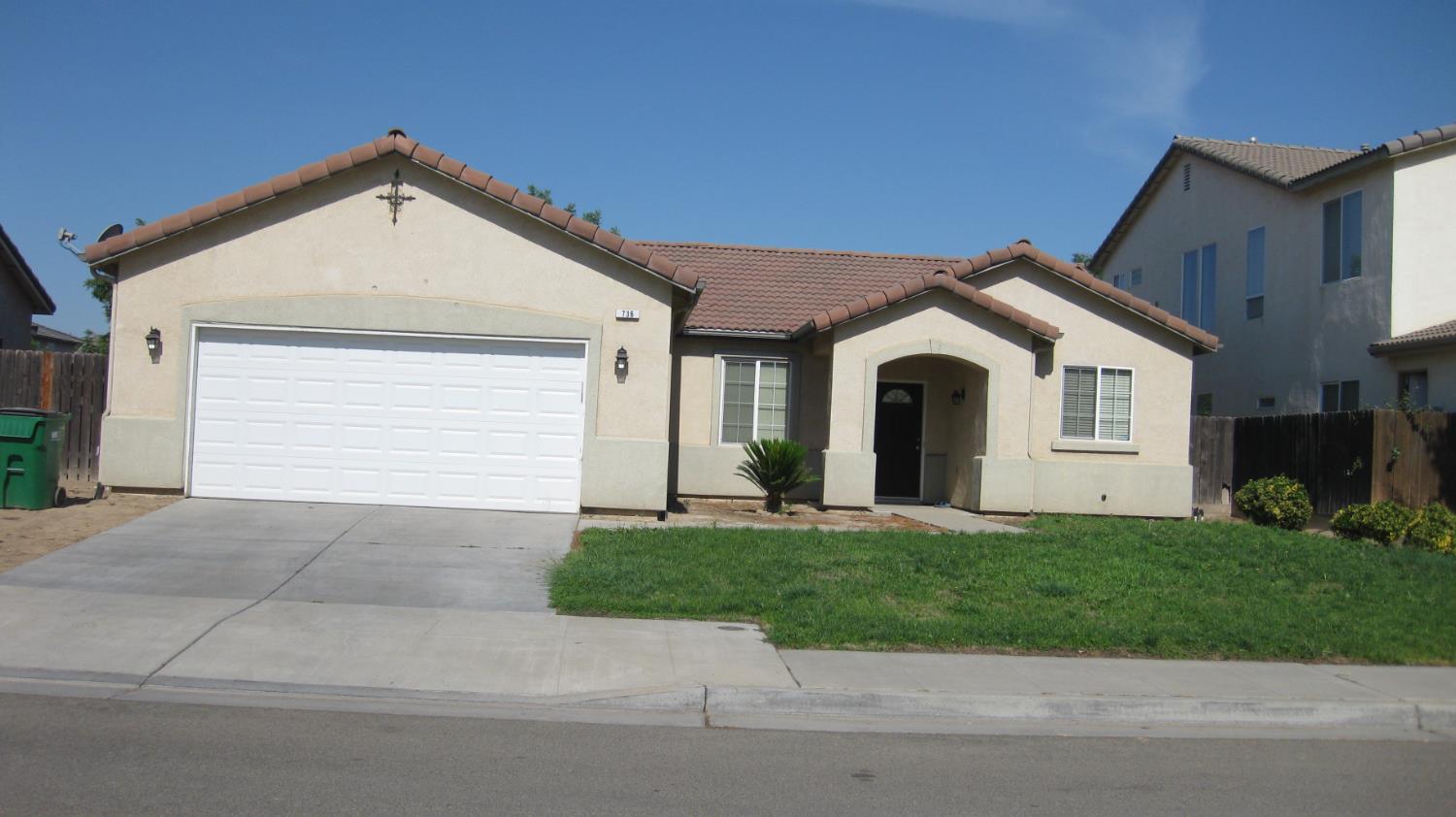 736 Carey Ave, Fowler, CA 93625