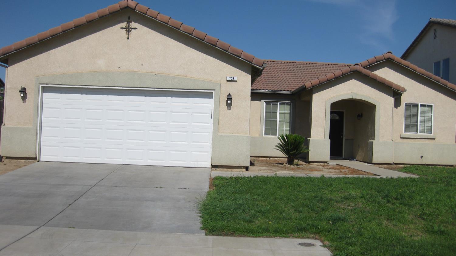 736 Carey Ave, Fowler, CA 93625