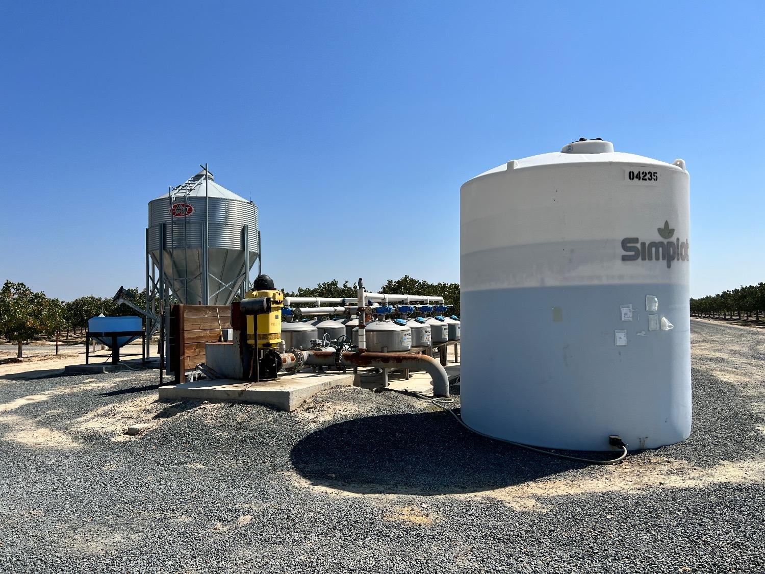 0 0000 Highway 43, Delano, CA 93219