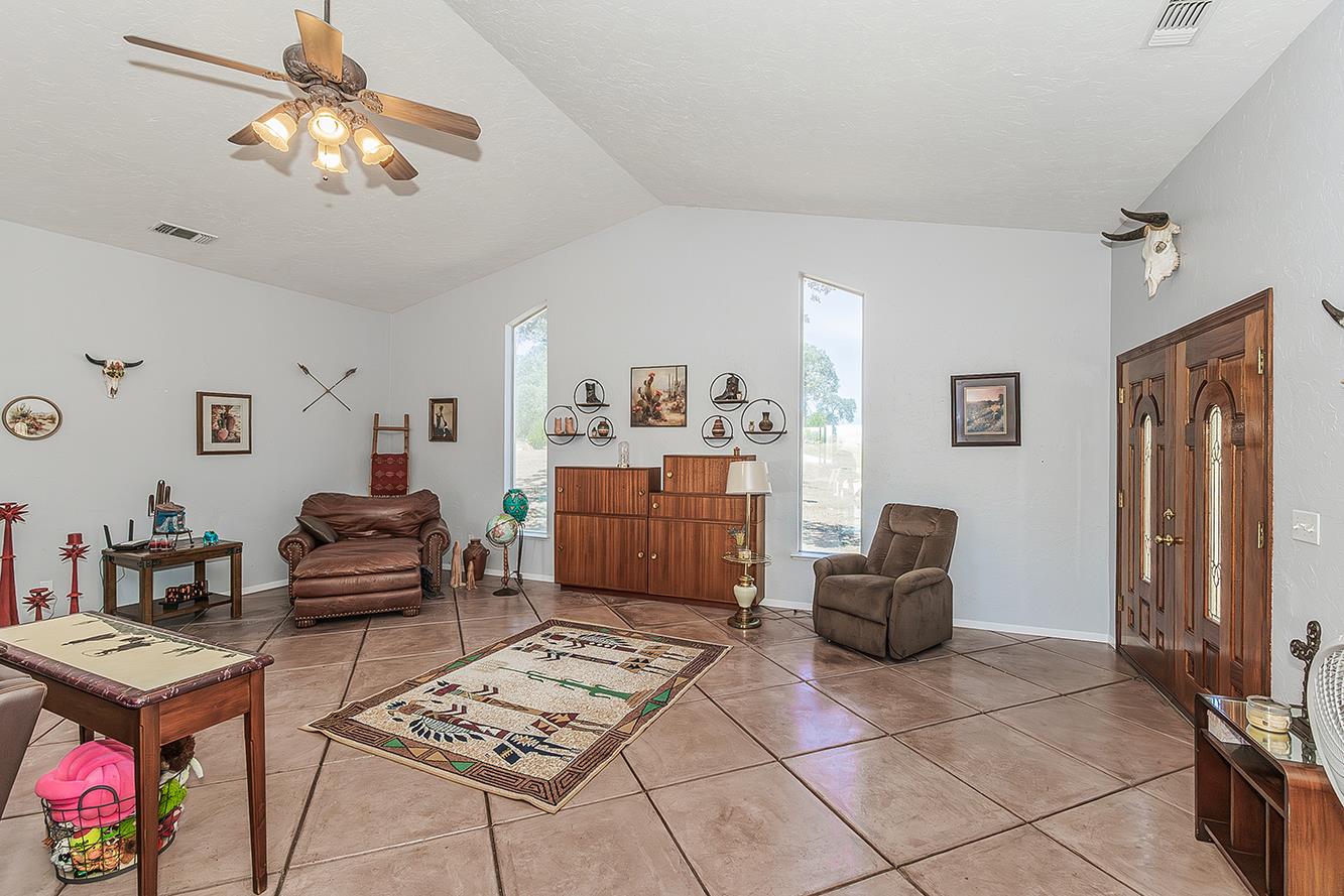 33477 Cottontail, Auberry, CA 93602