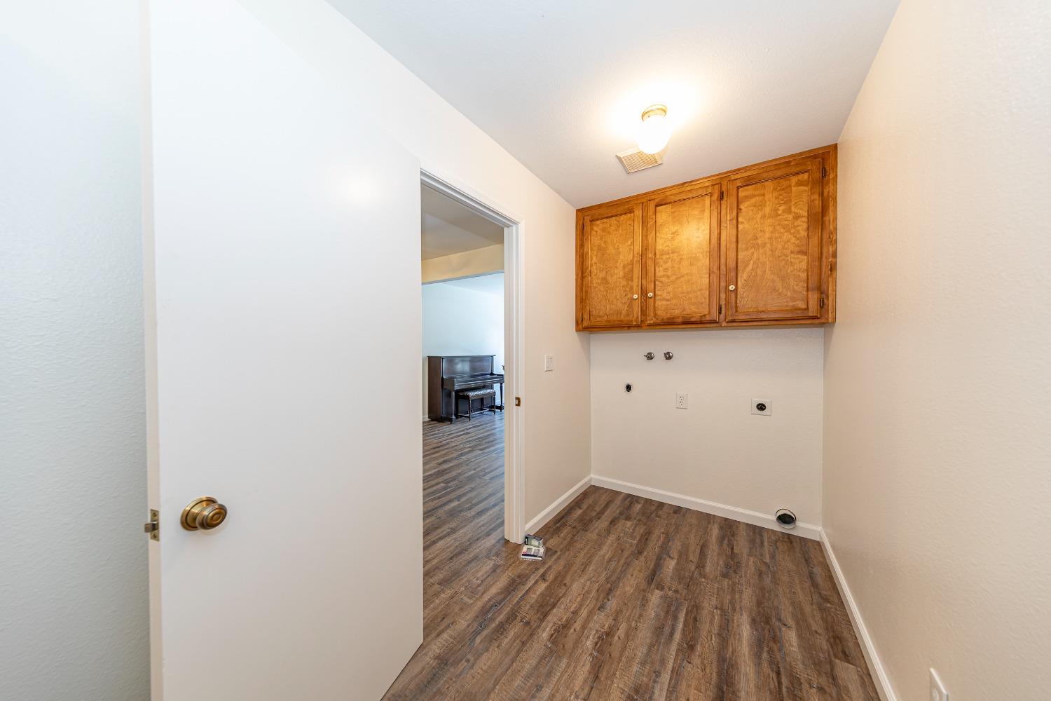 51192 Bon Veu Dr, Oakhurst, CA 93644