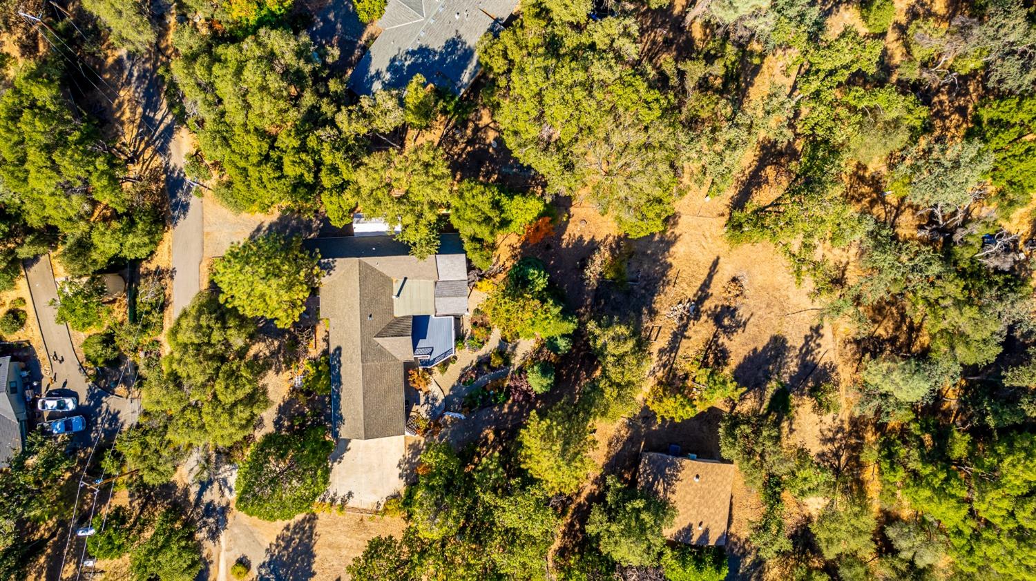 51192 Bon Veu Dr, Oakhurst, CA 93644
