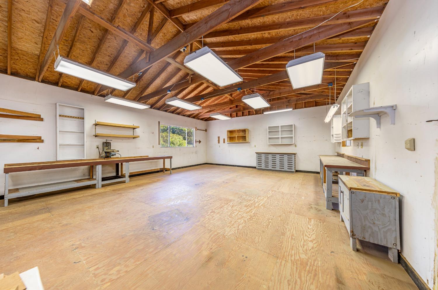 51192 Bon Veu Dr, Oakhurst, CA 93644