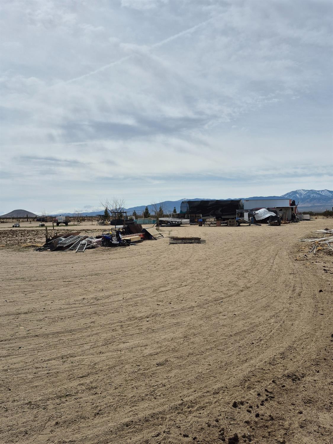 190 Avenue 08, Palmdale, CA 93591