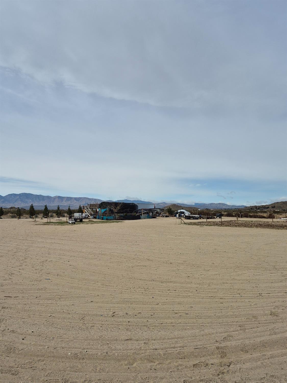 190 Avenue 08, Palmdale, CA 93591