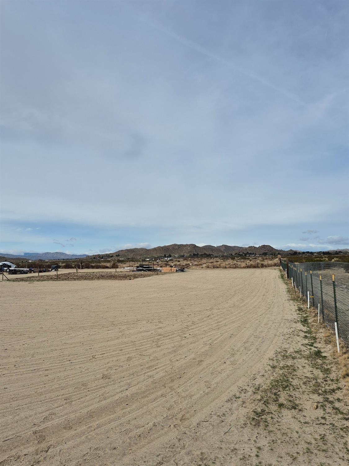 190 Avenue 08, Palmdale, CA 93591