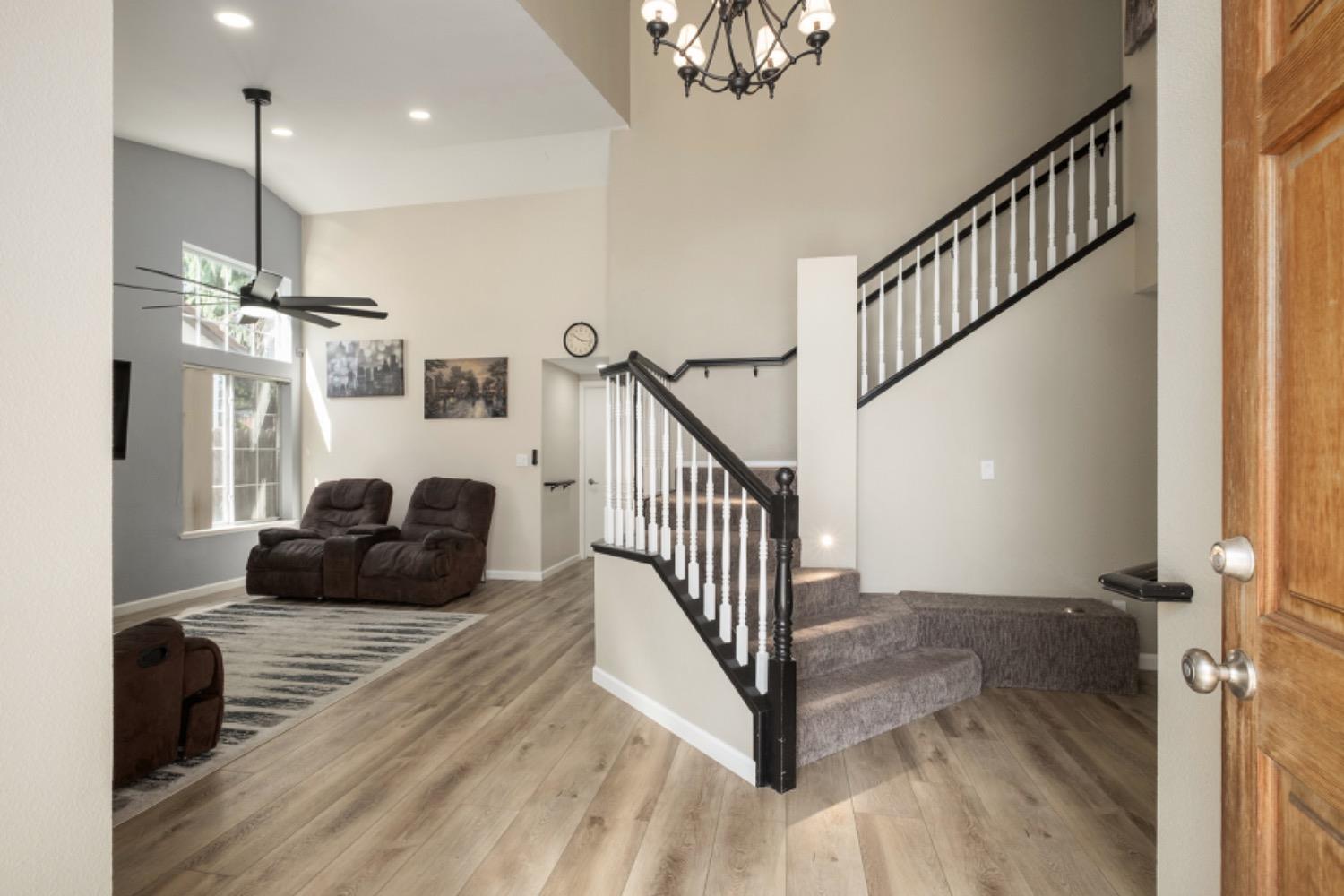 6583 N State Ave, Fresno, CA 93722