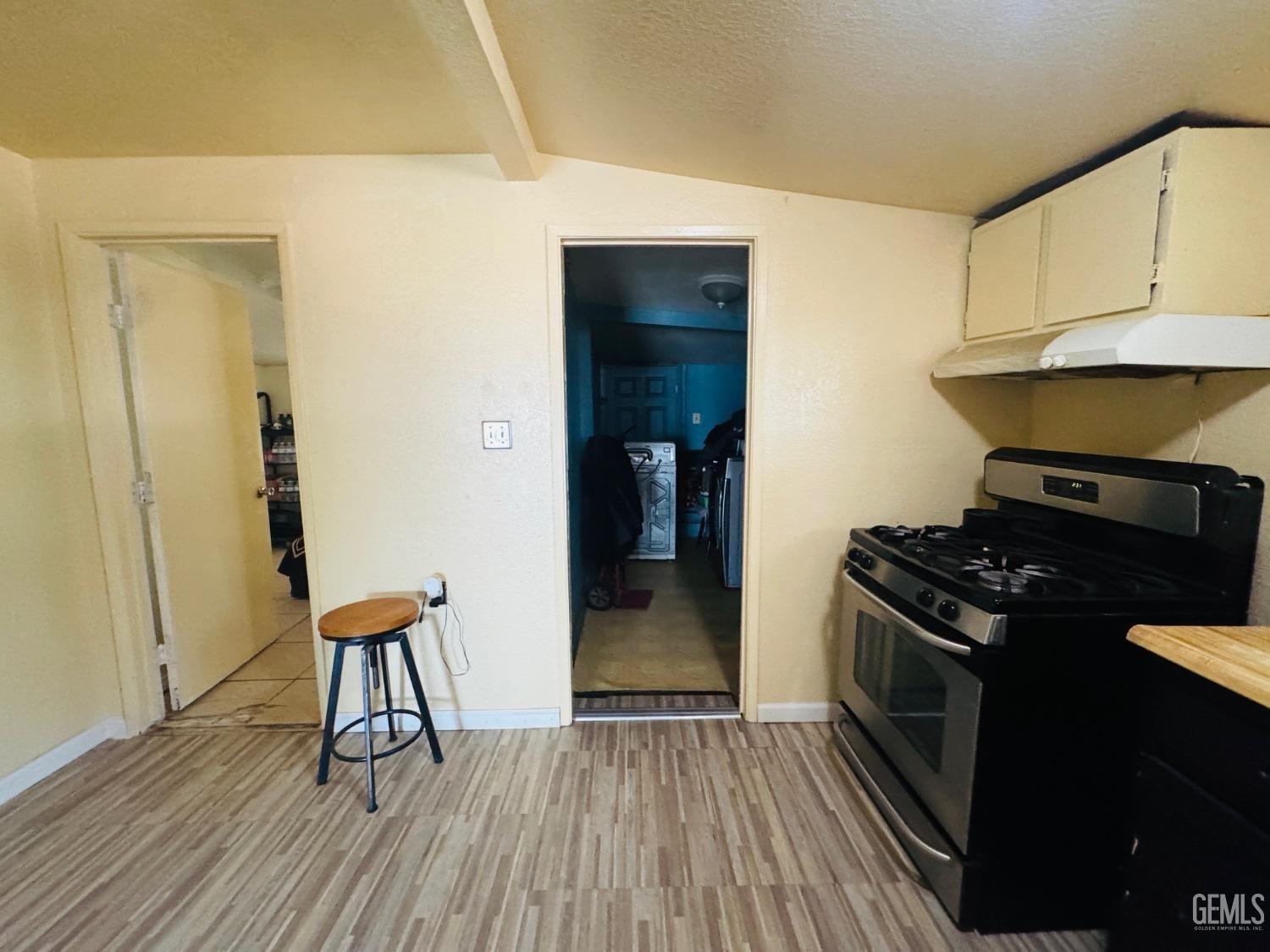 8116 Halleluiah, Bakersfield, CA 93307