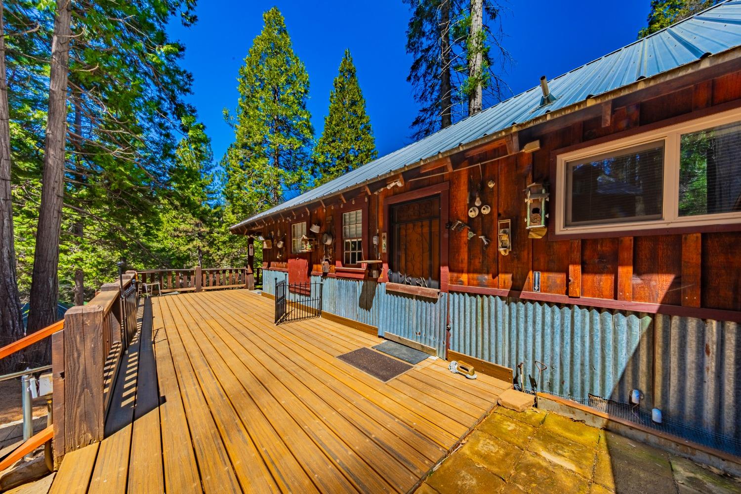 50054 Poplar Rd, Oakhurst, CA 93644