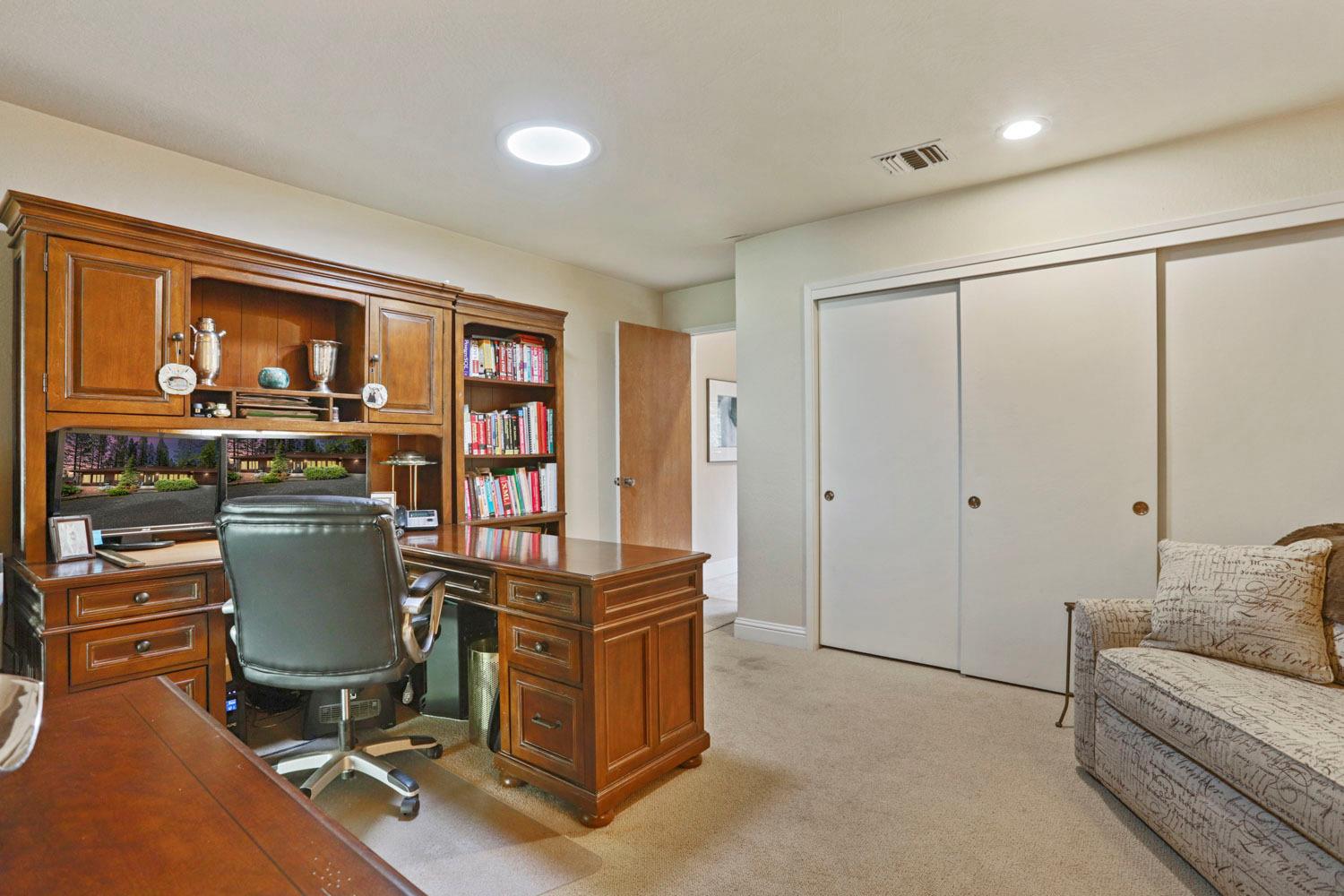 10415 McMahon Rd, Coulterville, CA 95311