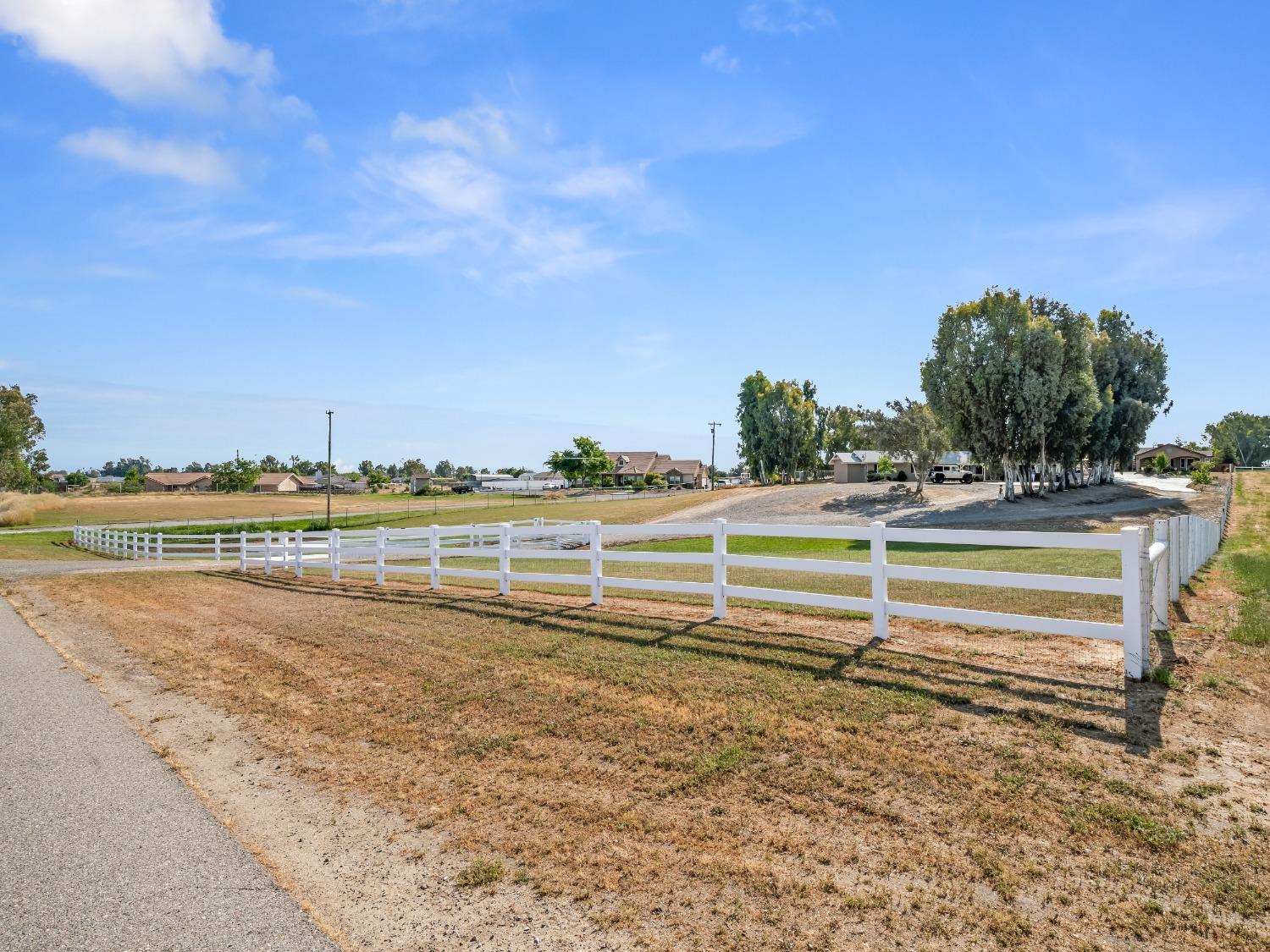 17324 17328 Bonita Rd, Madera, CA 93636