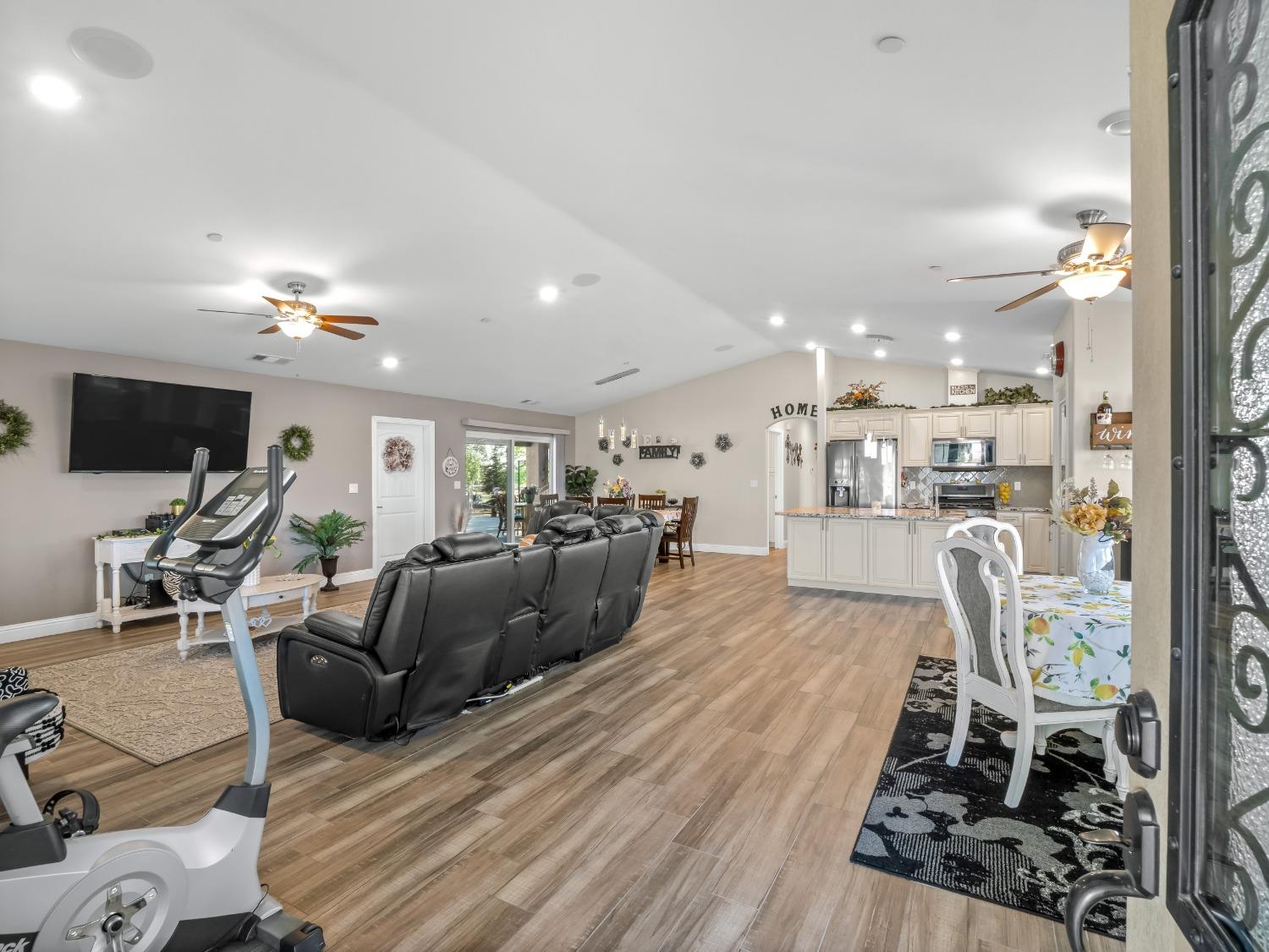 17324 17328 Bonita Rd, Madera, CA 93636