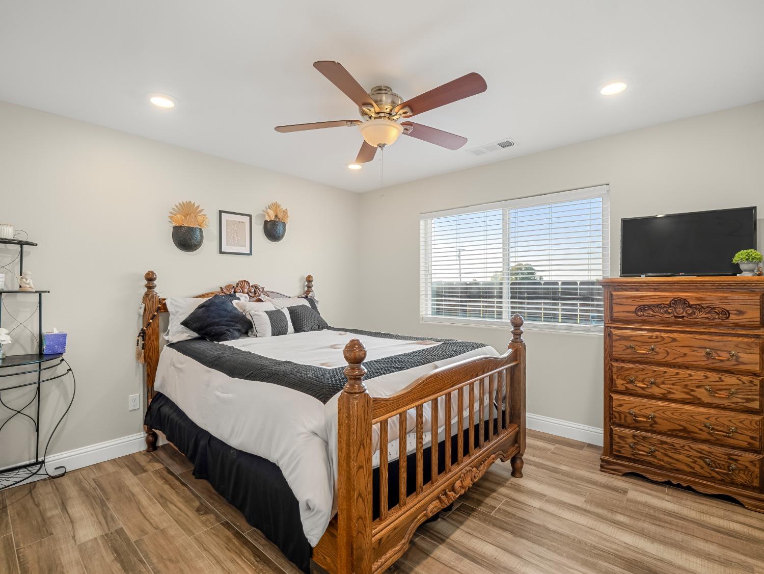 17324 17328 Bonita Rd, Madera, CA 93636