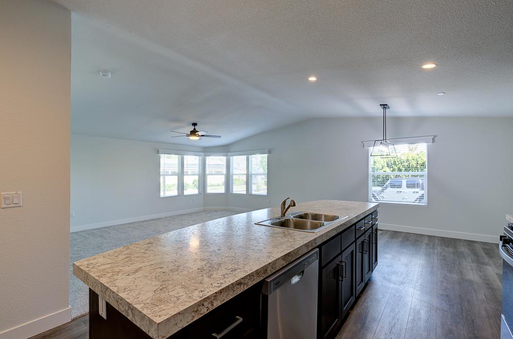 336 E Alluvial Ave #144, Fresno, CA 93720