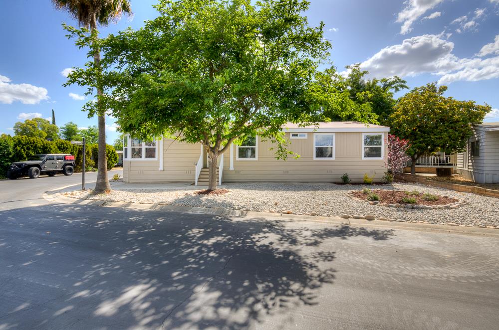 336 E Alluvial Ave #144, Fresno, CA 93720