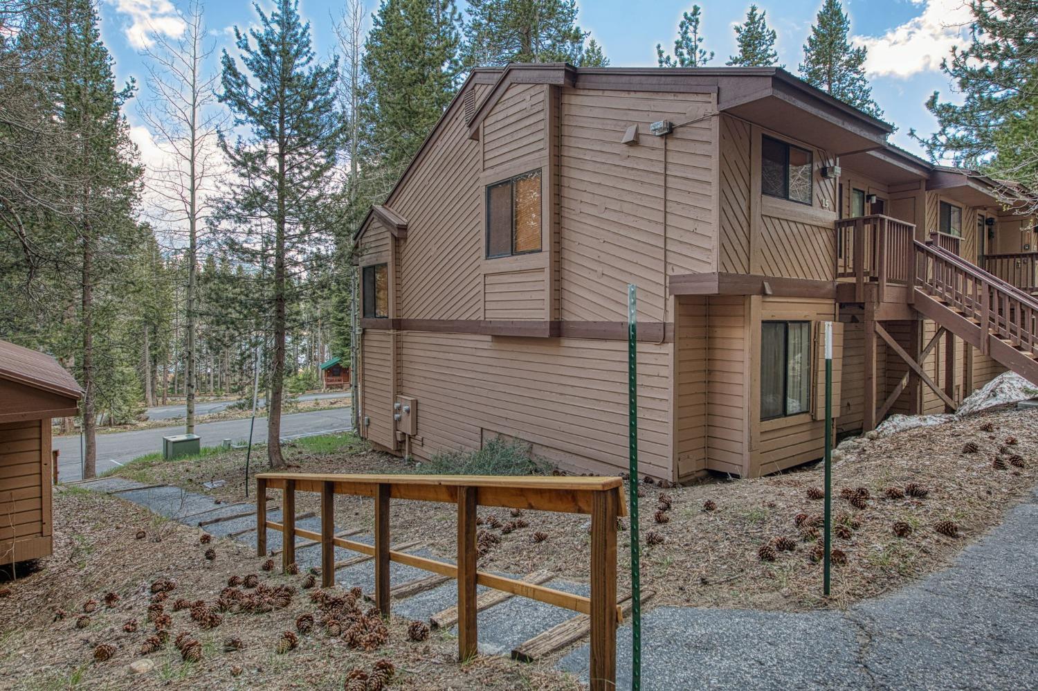 62642 Old College Ln #16, Huntington Lake, CA 93634