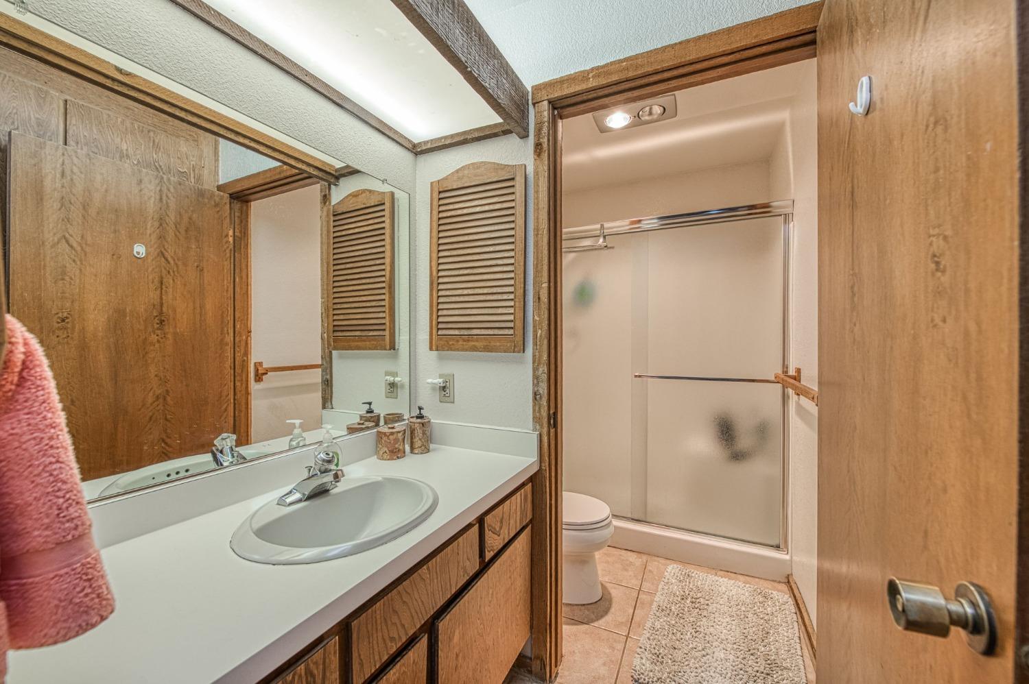 62642 Old College Ln #16, Huntington Lake, CA 93634