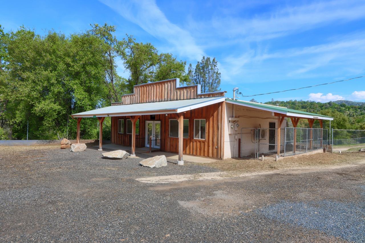53987 Road 200, O neals, CA 93645