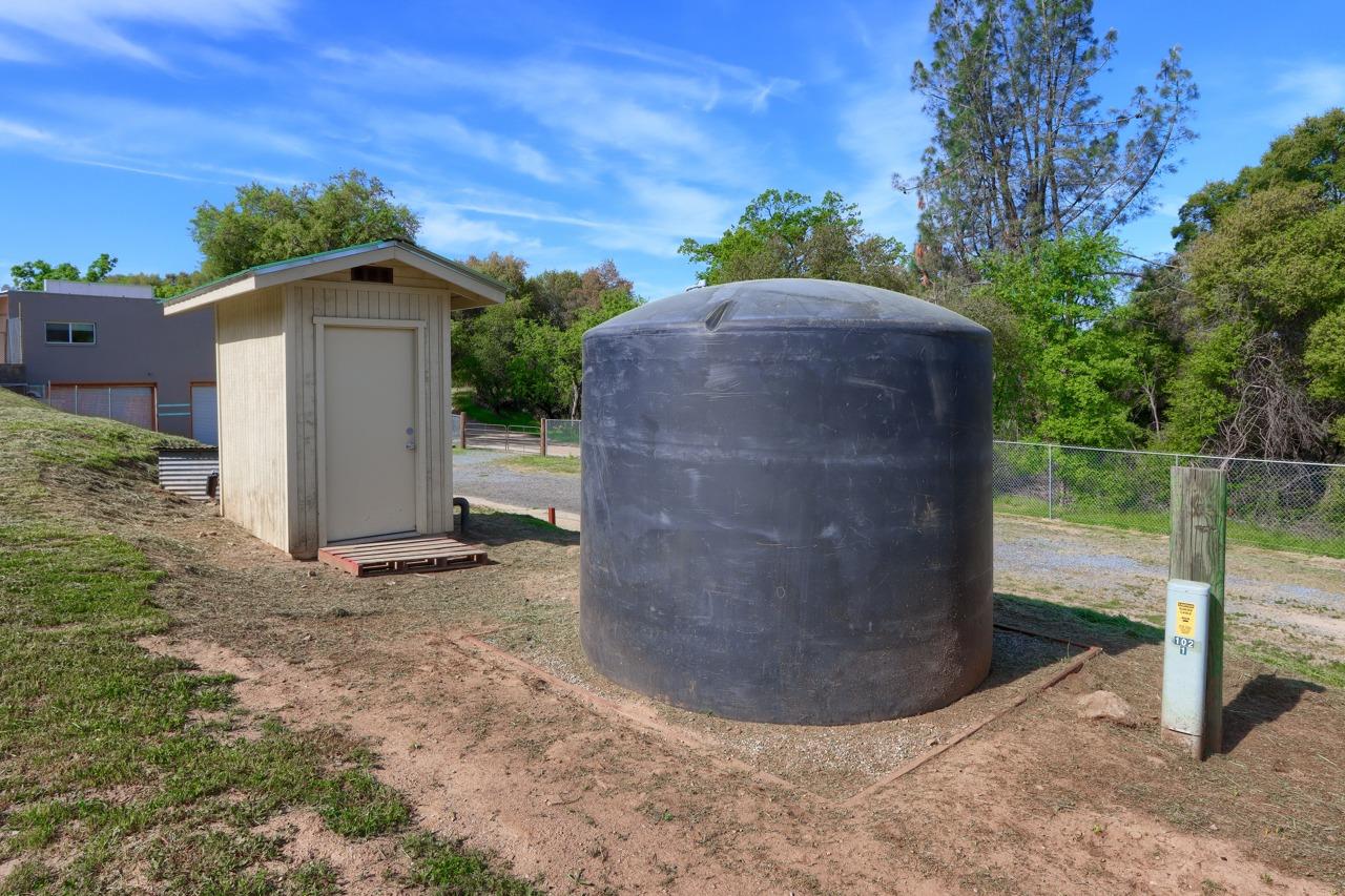 53987 Road 200, O neals, CA 93645