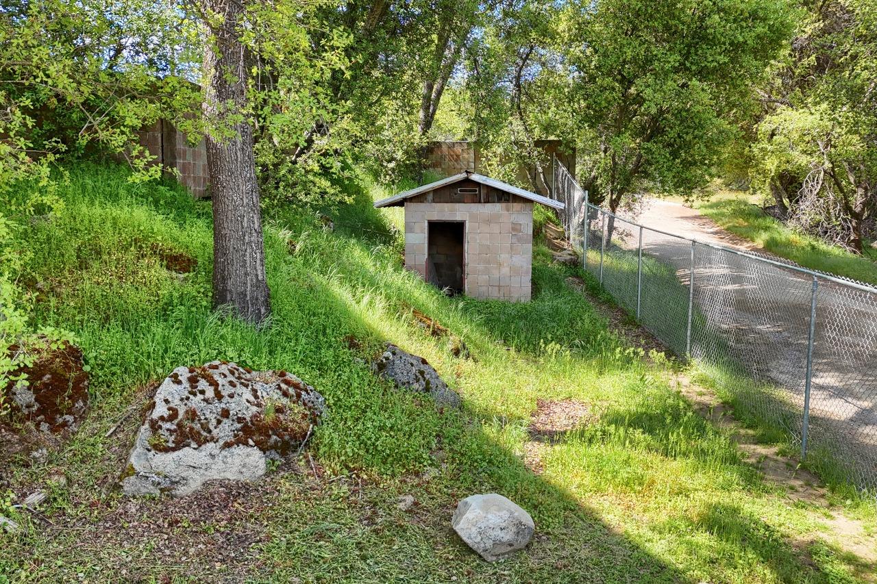 53987 Road 200, O neals, CA 93645