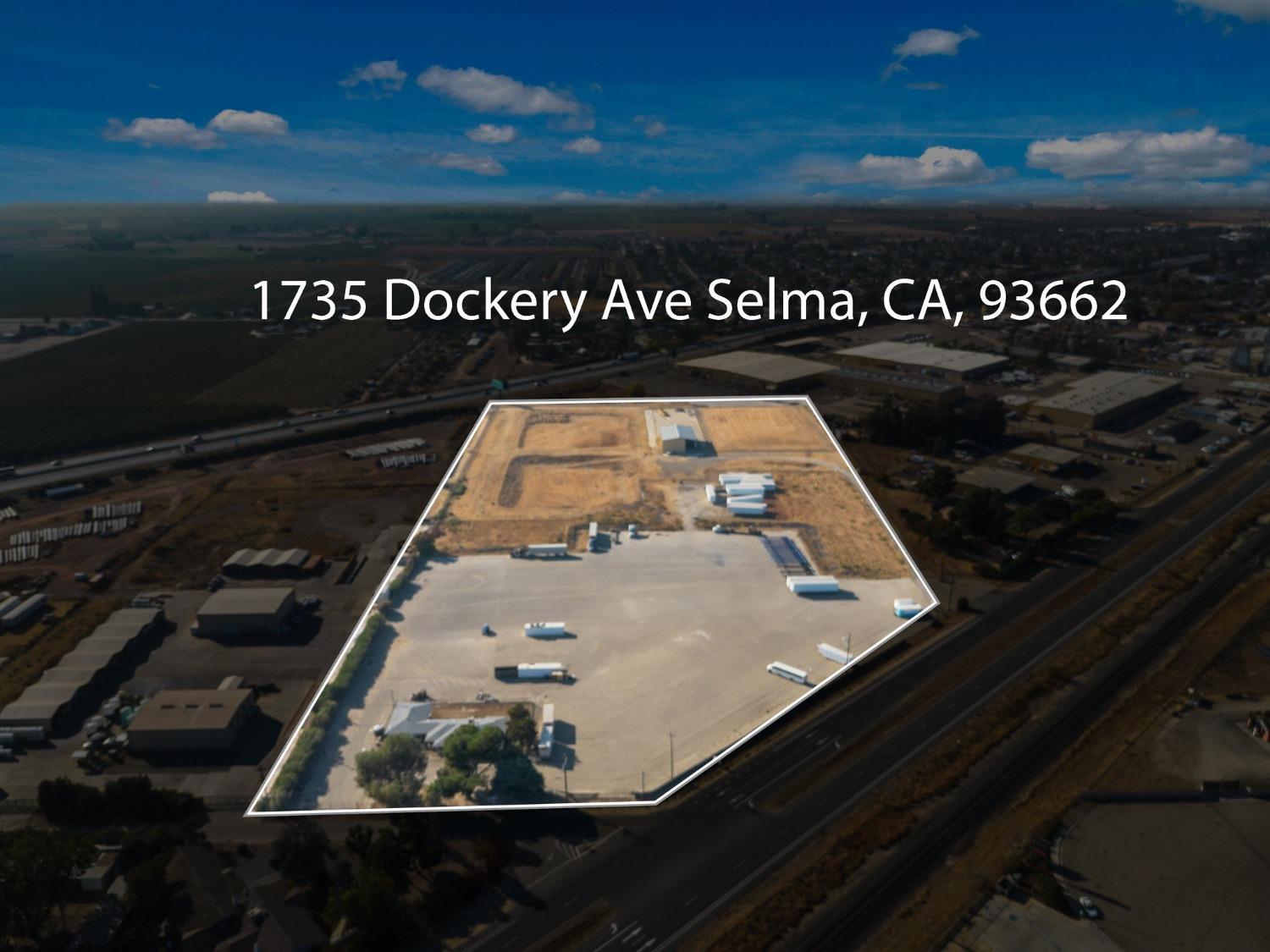 1735 Dockery Ave, Selma, CA 93662