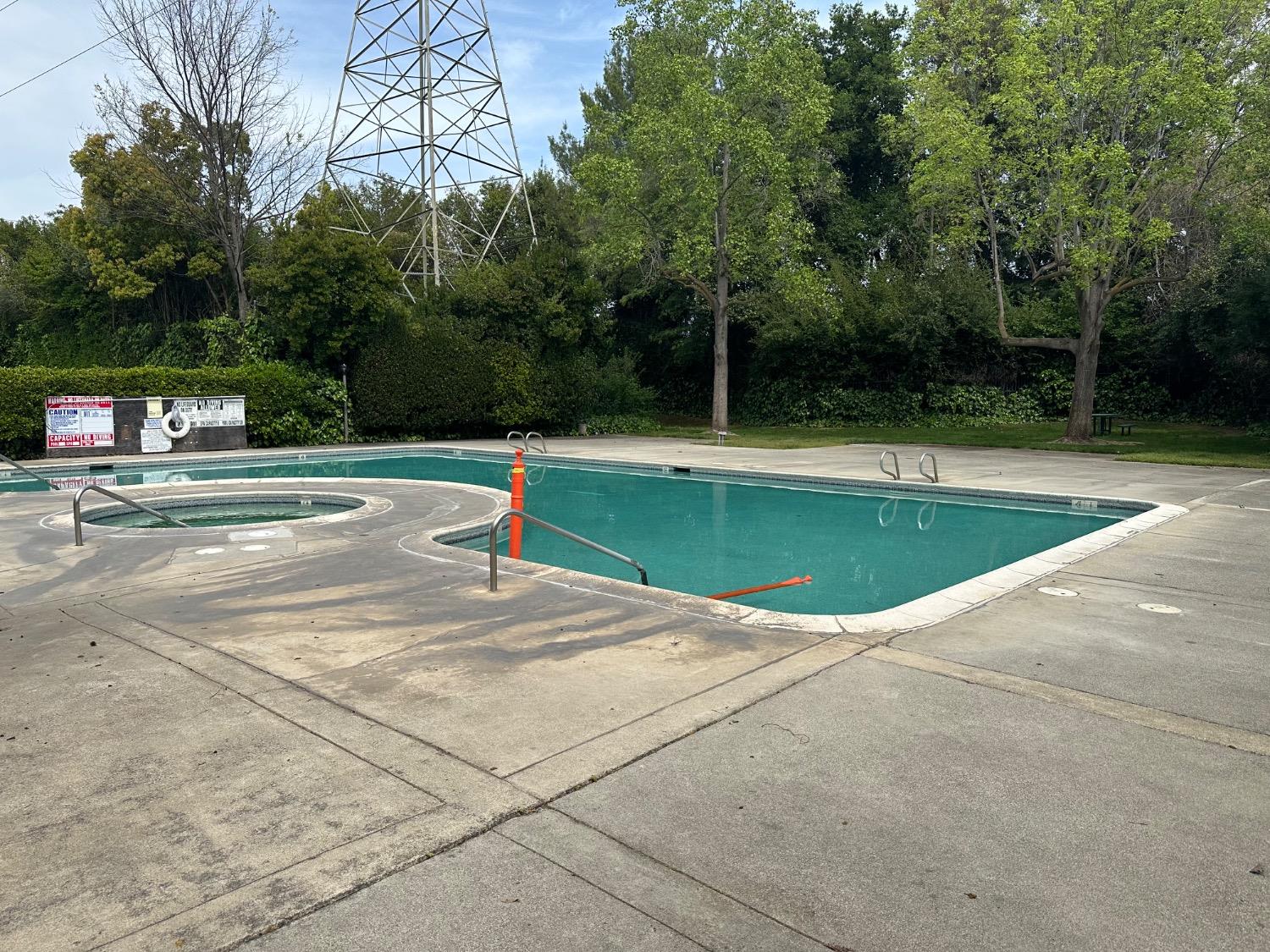 2280 Hurley Way #12, Out Of Area, CA 95825