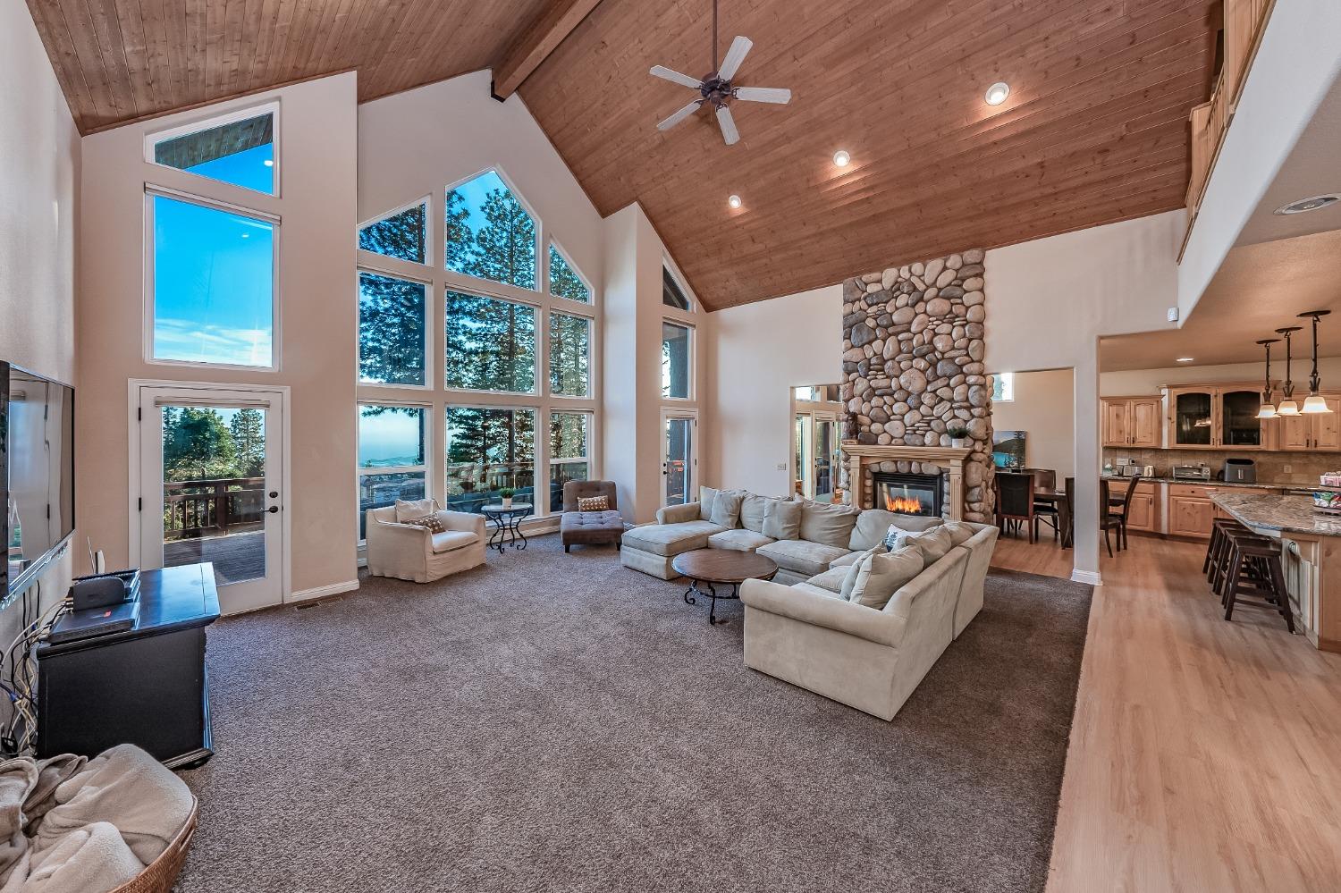 40780 Wild Iris Ln, Shaver Lake, CA 93664