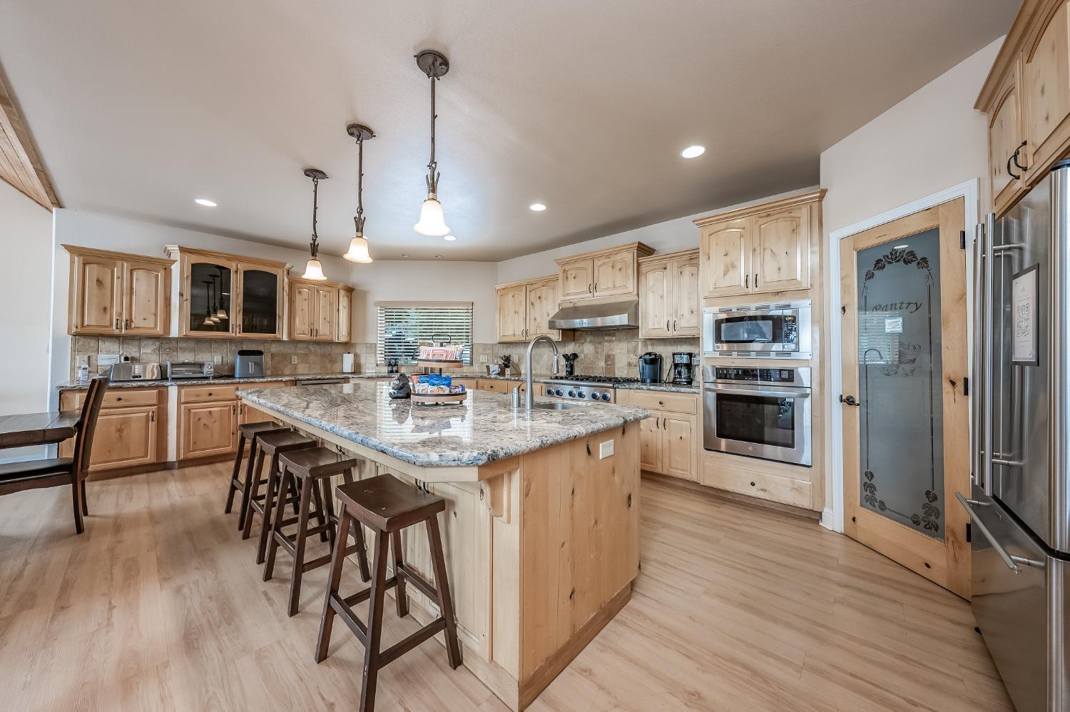 40780 Wild Iris Ln, Shaver Lake, CA 93664