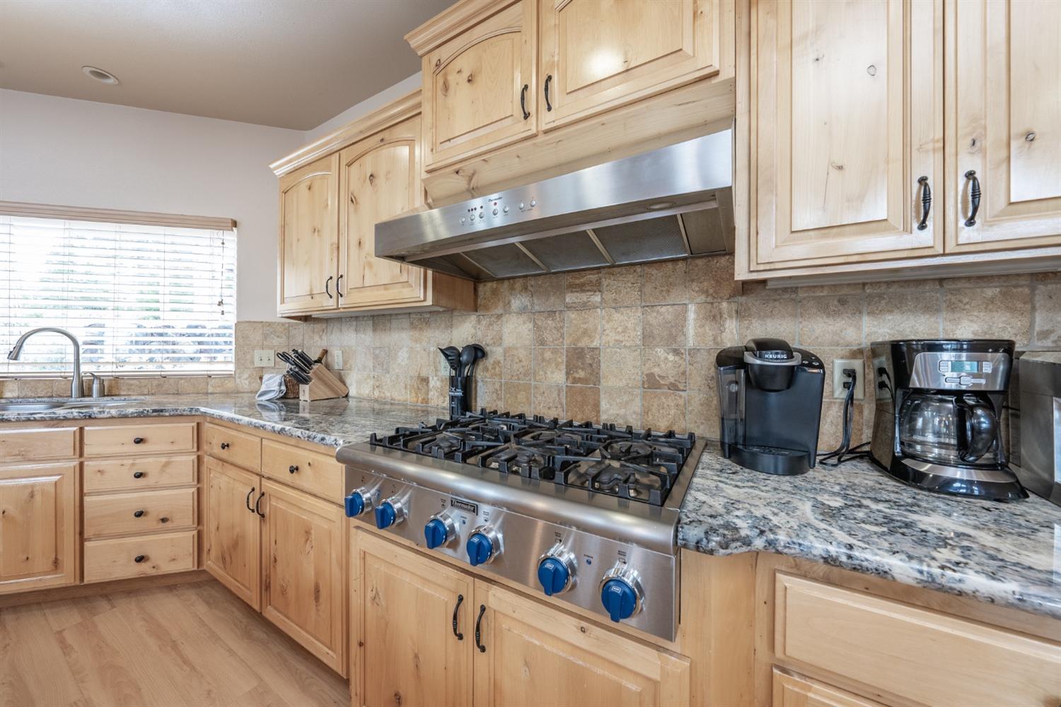 40780 Wild Iris Ln, Shaver Lake, CA 93664