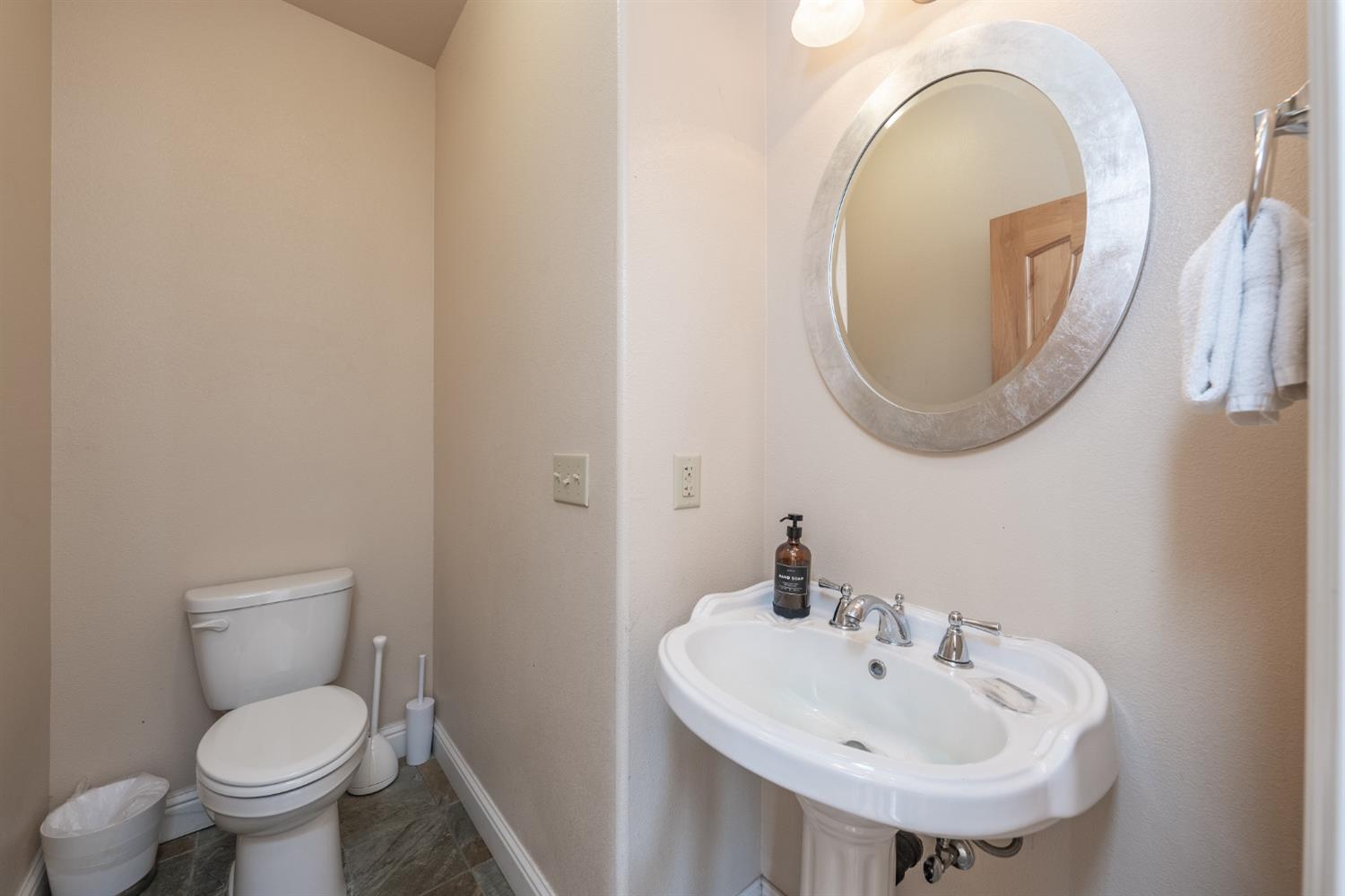 40780 Wild Iris Ln, Shaver Lake, CA 93664