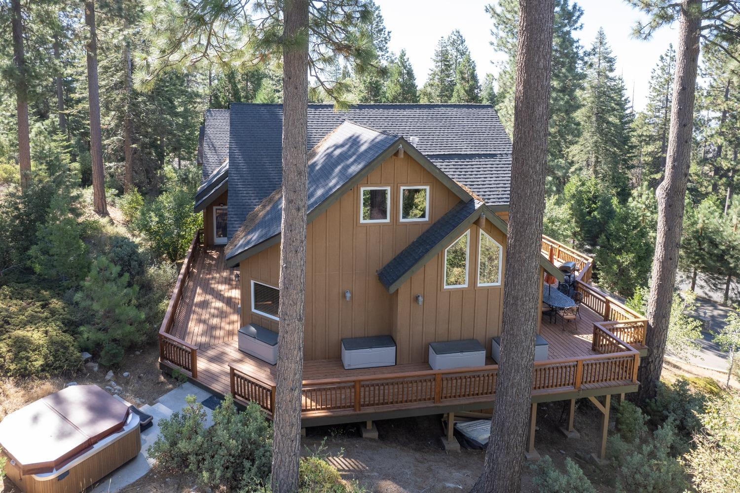 40780 Wild Iris Ln, Shaver Lake, CA 93664
