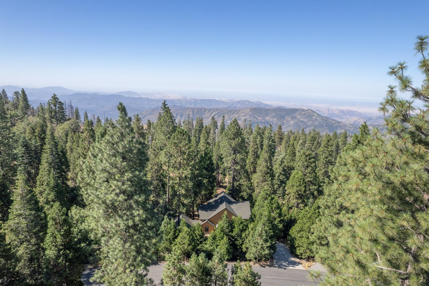 40780 Wild Iris Ln, Shaver Lake, CA 93664