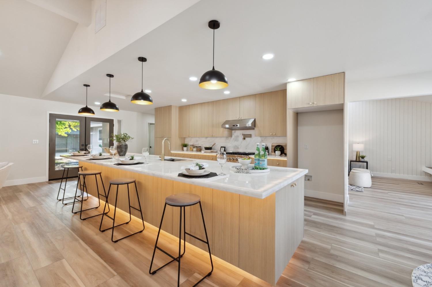 2044 W San Bruno Ave, Fresno, CA 93711