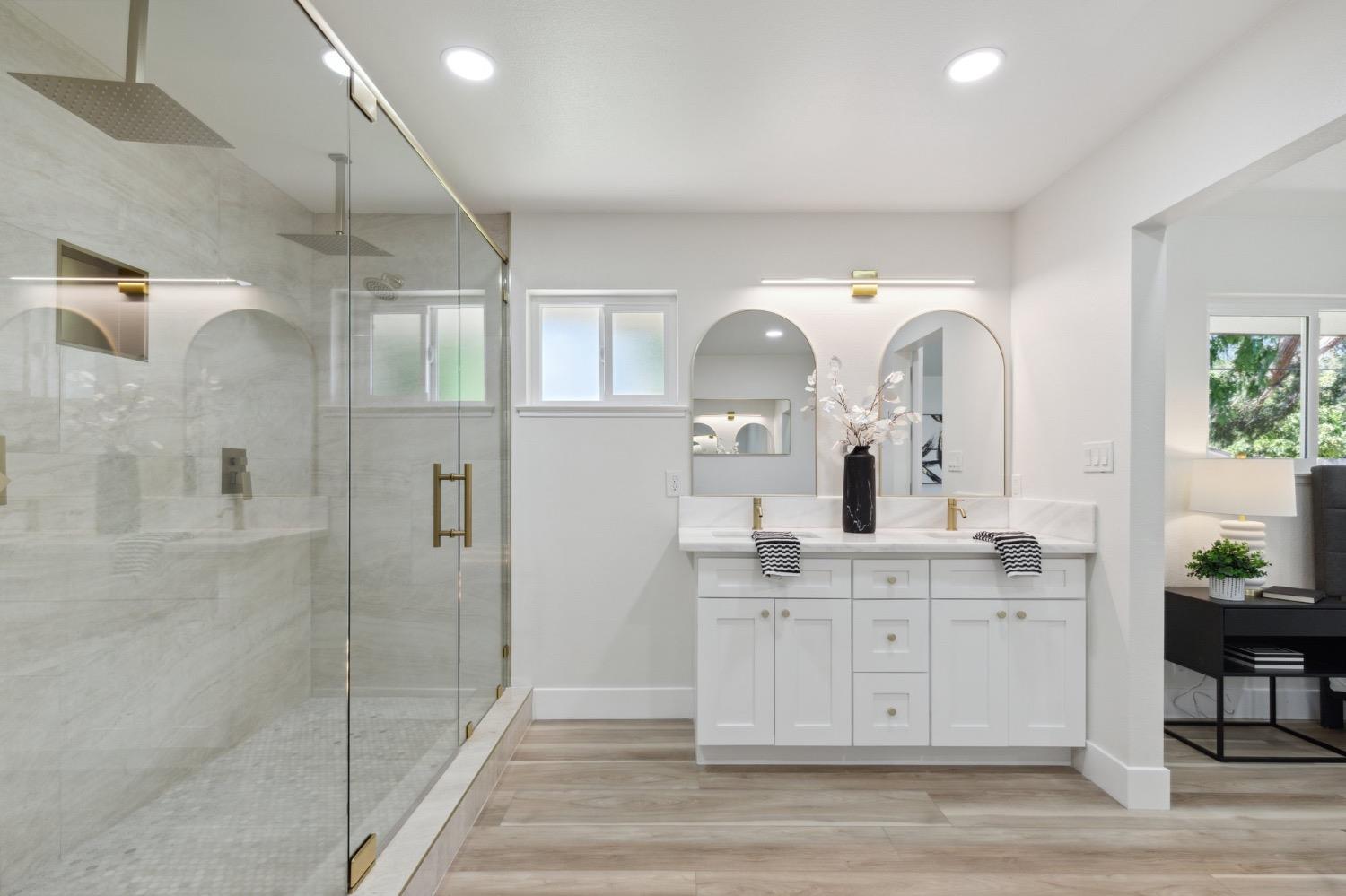 2044 W San Bruno Ave, Fresno, CA 93711