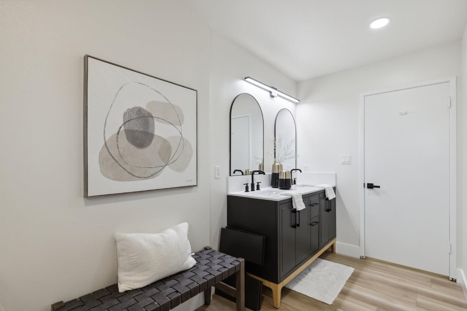 2044 W San Bruno Ave, Fresno, CA 93711