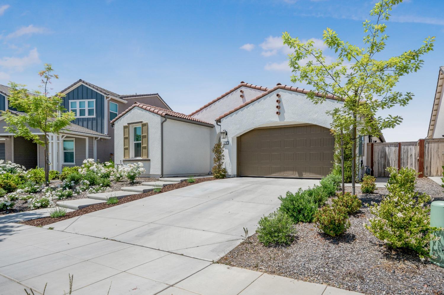 4494 Little Canyon Dr, Madera, CA 93636