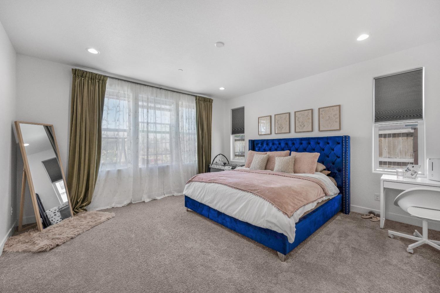 4494 Little Canyon Dr, Madera, CA 93636