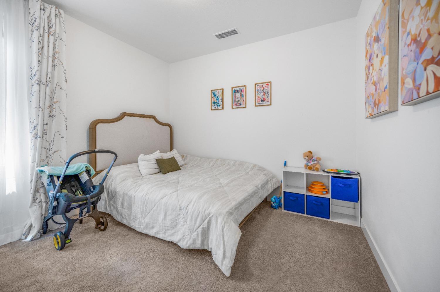 4494 Little Canyon Dr, Madera, CA 93636