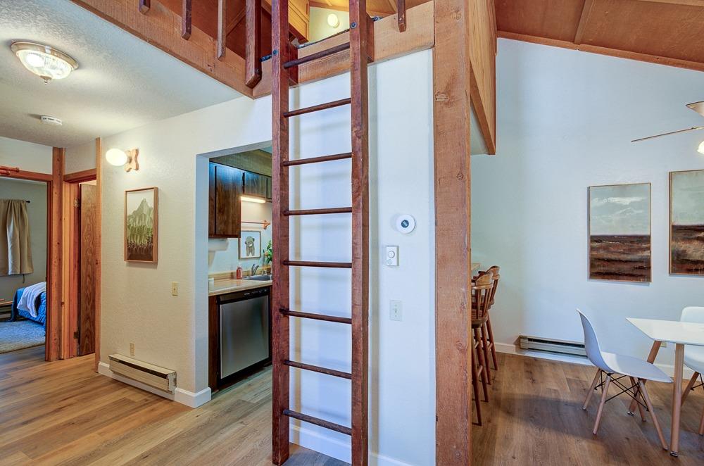 40662 Village Pass Ln, Shaver Lake, CA 93664