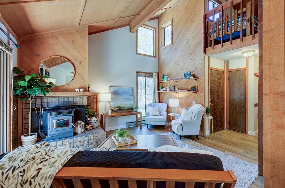 40662 Village Pass Ln, Shaver Lake, CA 93664