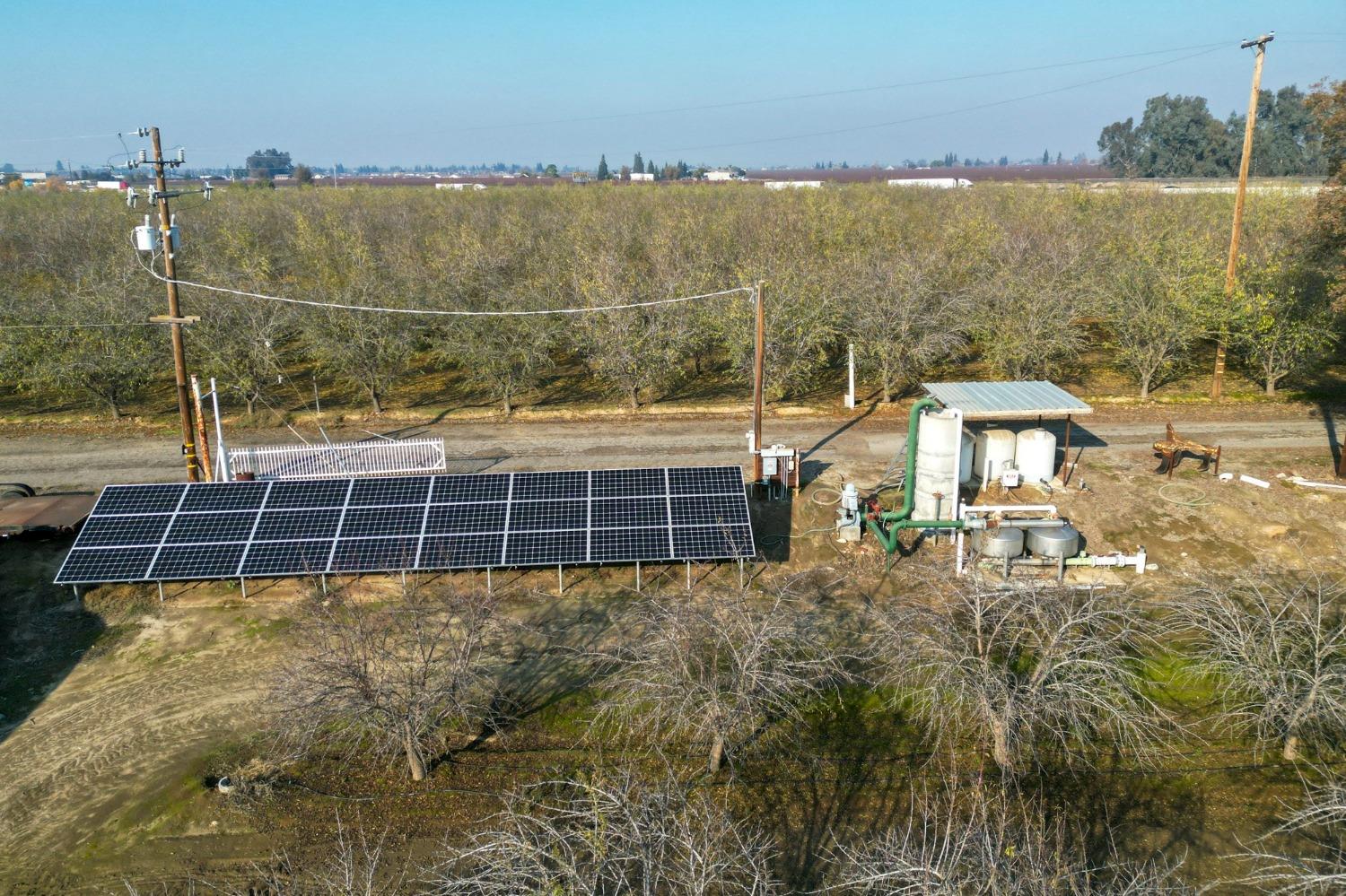 1710 Avenue 388, Kingsburg, CA 93631