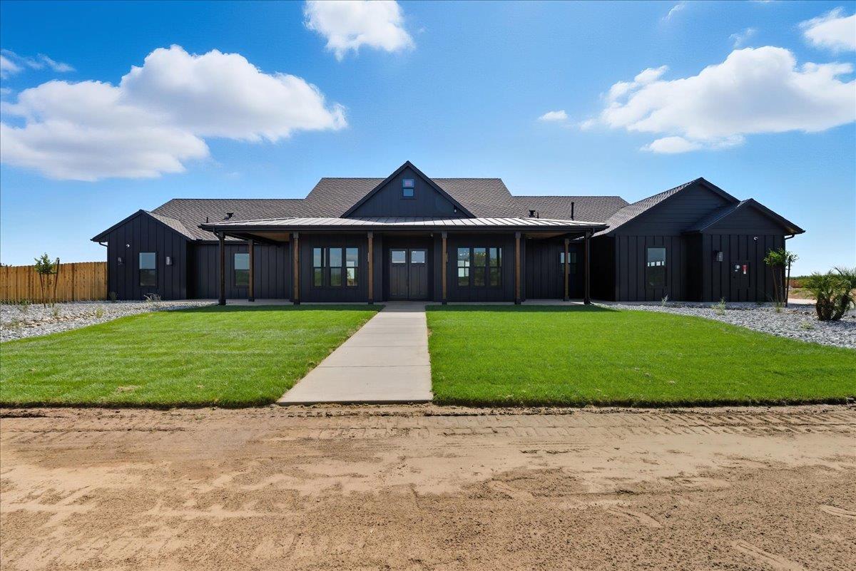 605 S Anderson A Rd, Exeter, CA 93221