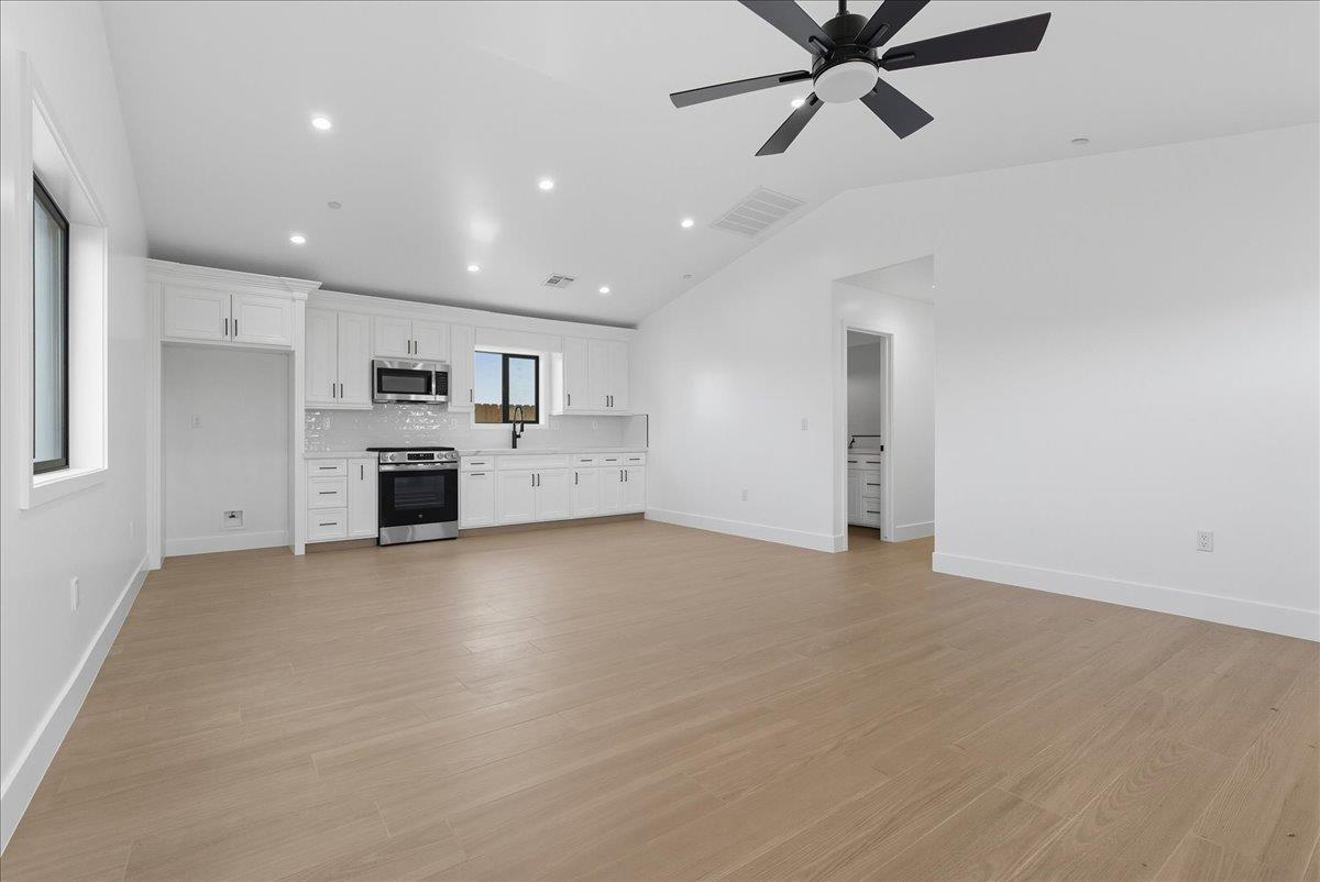 605 S Anderson A Rd, Exeter, CA 93221