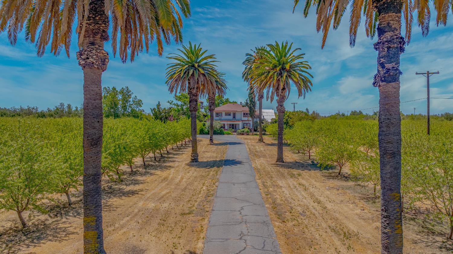 14625 Le Grand Rd, Le Grand, CA 95333