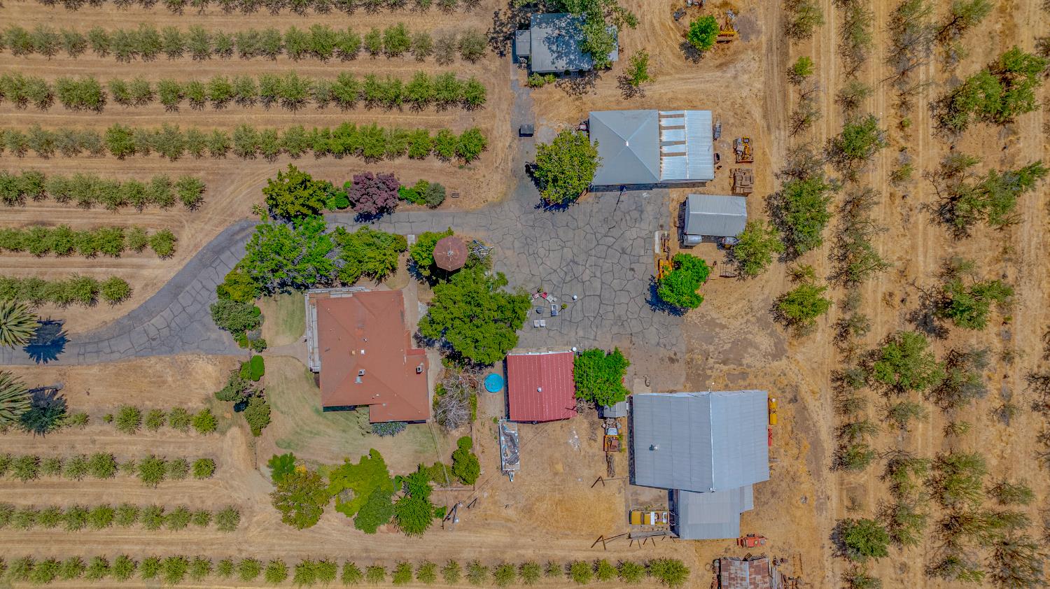 14625 Le Grand Rd, Le Grand, CA 95333