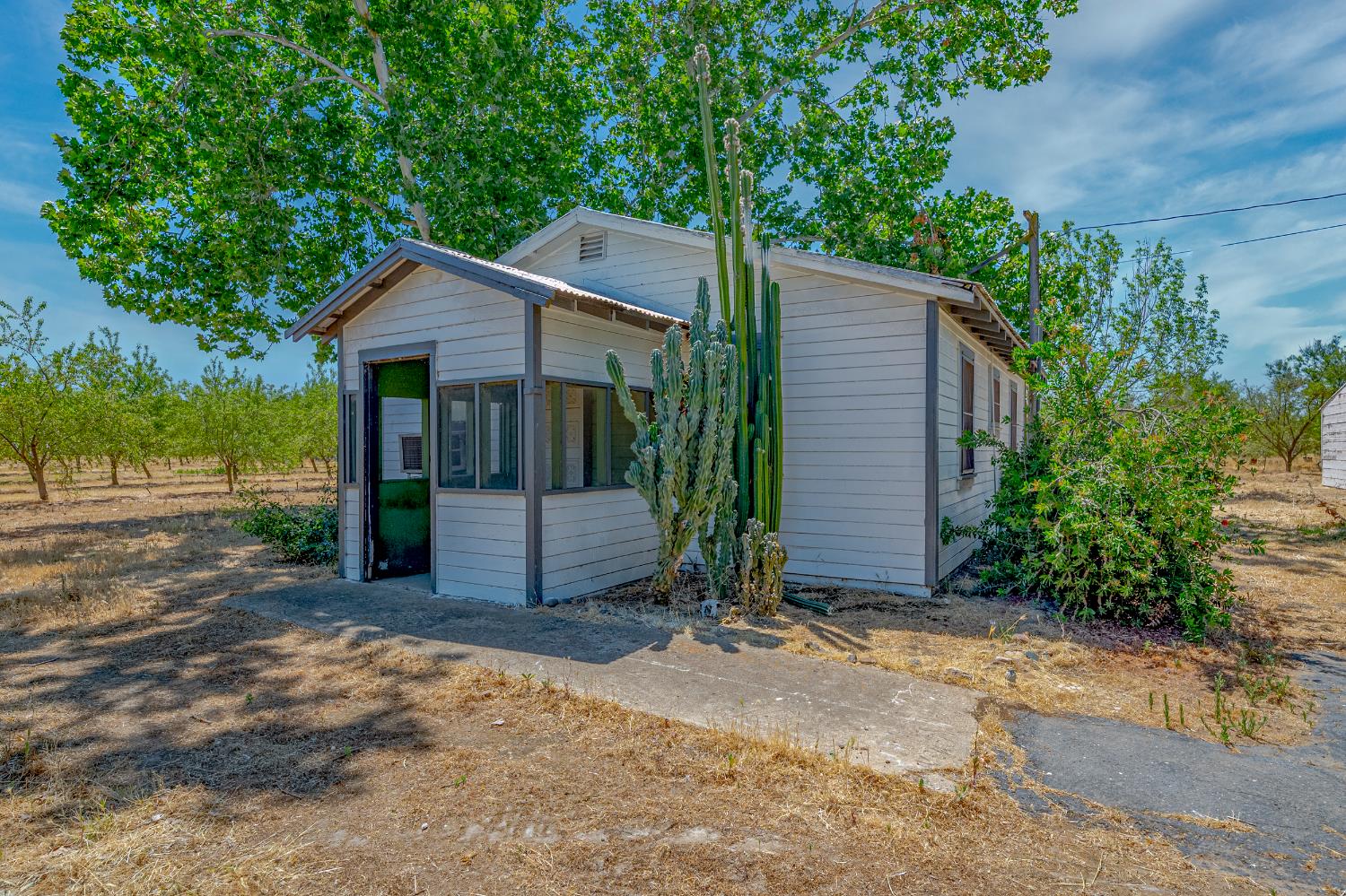 14625 Le Grand Rd, Le Grand, CA 95333