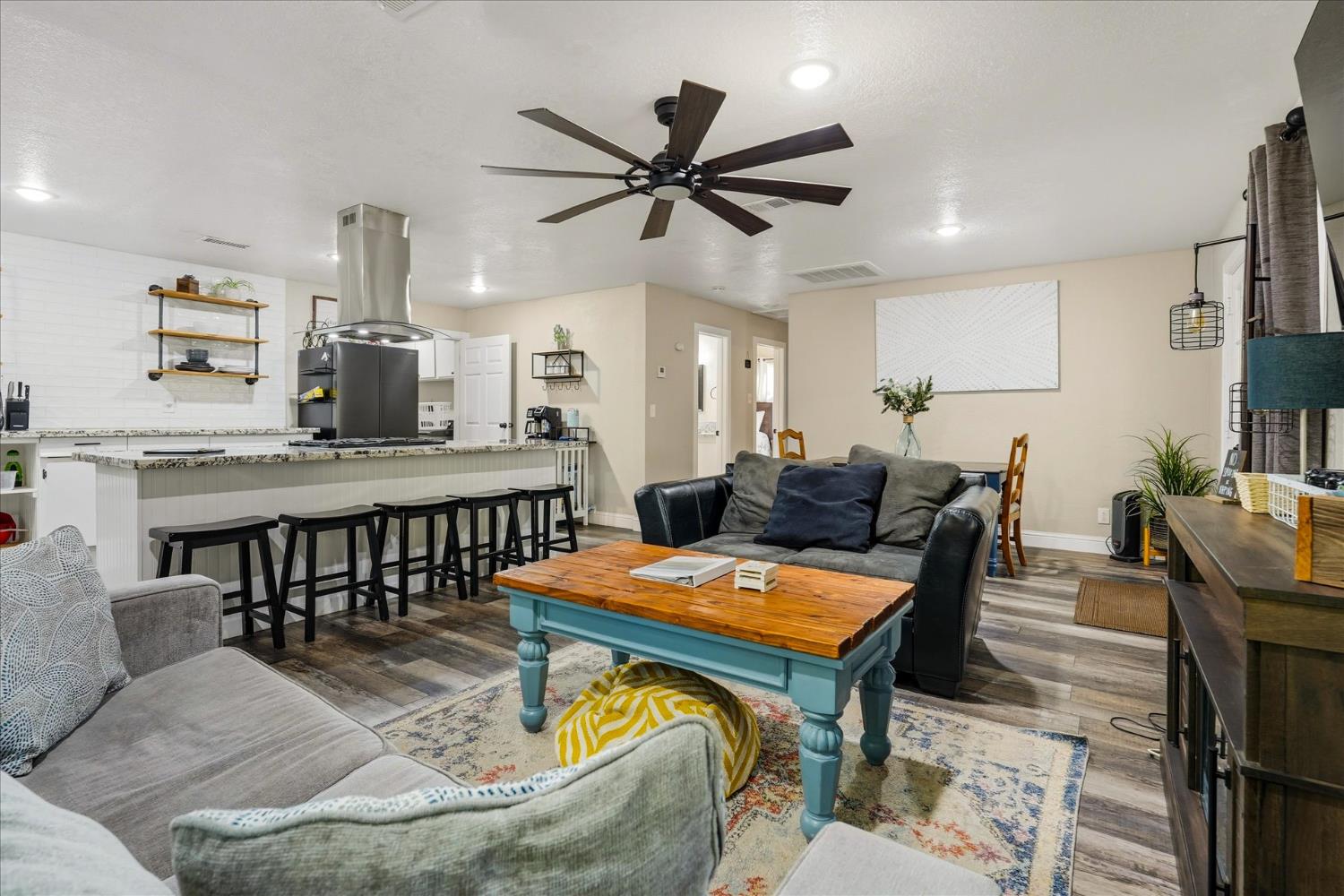 50740 Chu Ranch Rd, Oakhurst, CA 93644