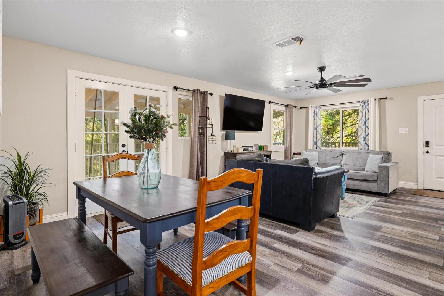 50740 Chu Ranch Rd, Oakhurst, CA 93644