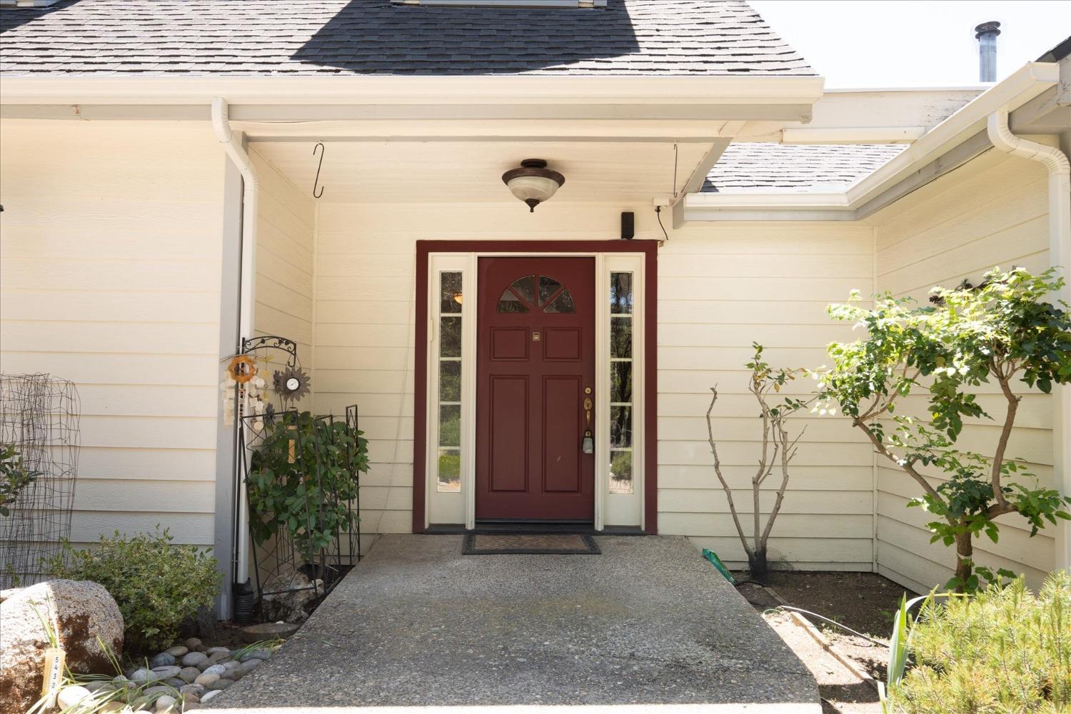 39976 Pierce Lake Dr, Oakhurst, CA 93644